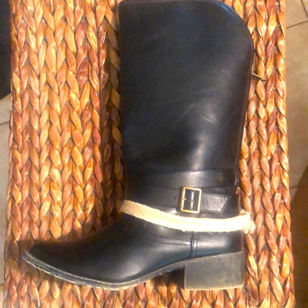 Groove ☮️ Dallas Mid-calf boot with removal able jute rope detail